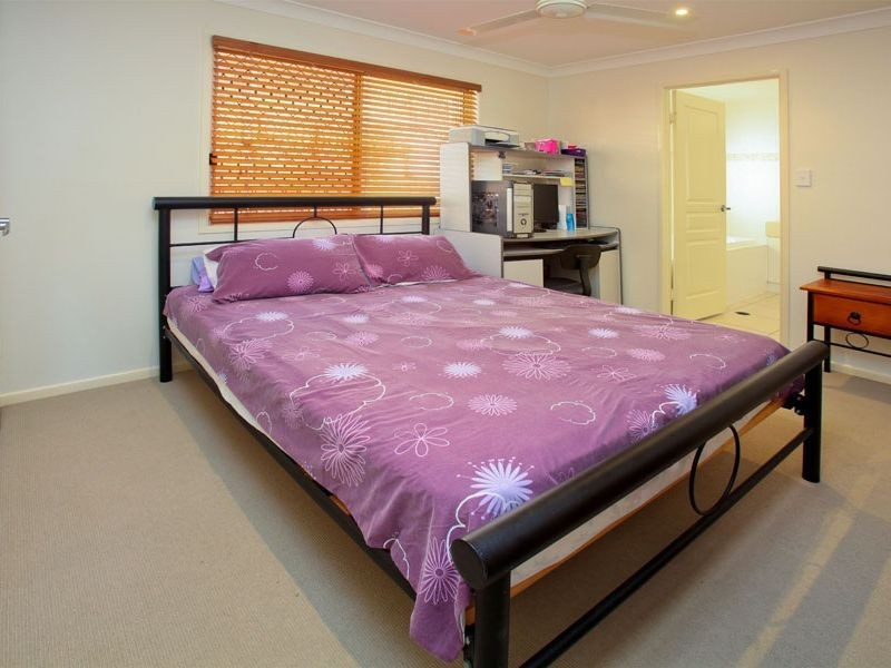 10 Billabong Place, Springfield QLD 4300