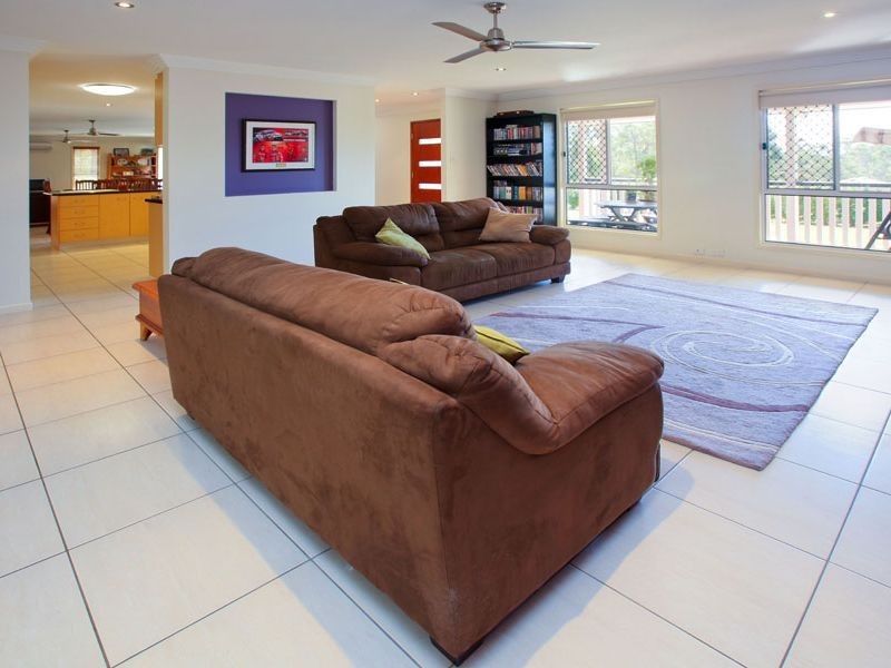 10 Billabong Place, Springfield QLD 4300