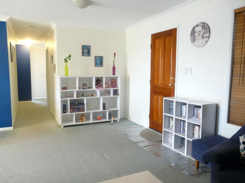 24 Streamview Crescent, Springfield QLD 4300