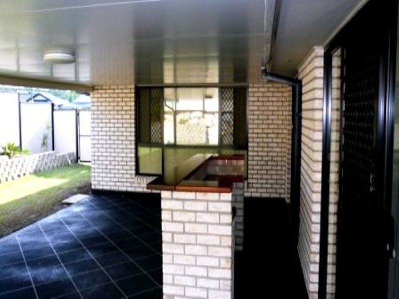 2 Honeywood Ct, Springfield QLD 4300