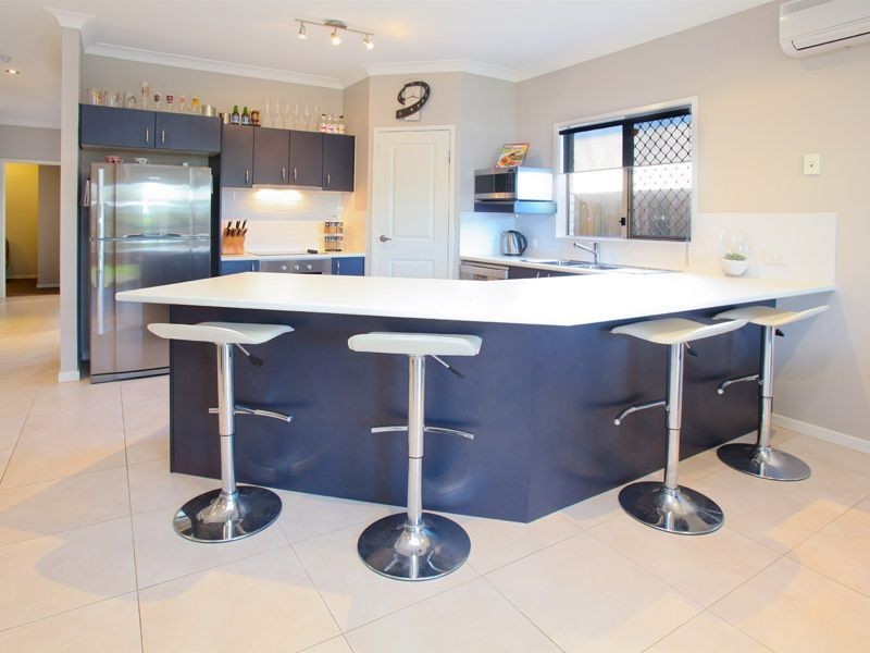14 Barrington Street, Springfield Lakes QLD 4300
