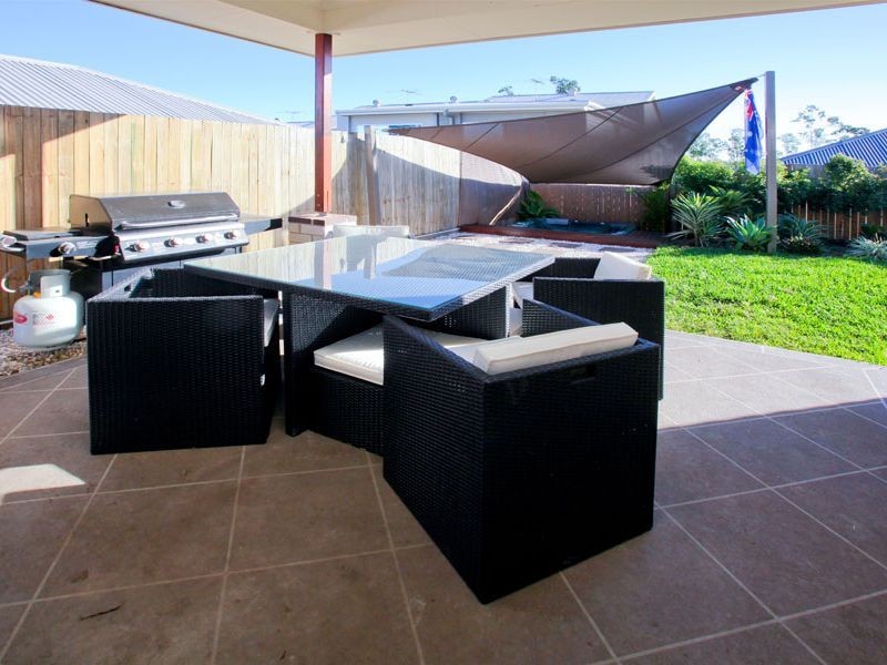 14 Barrington Street, Springfield Lakes QLD 4300