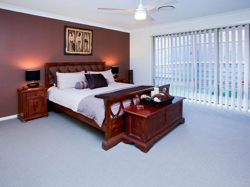 19 Speckled Cct, Springfield Lakes QLD 4300