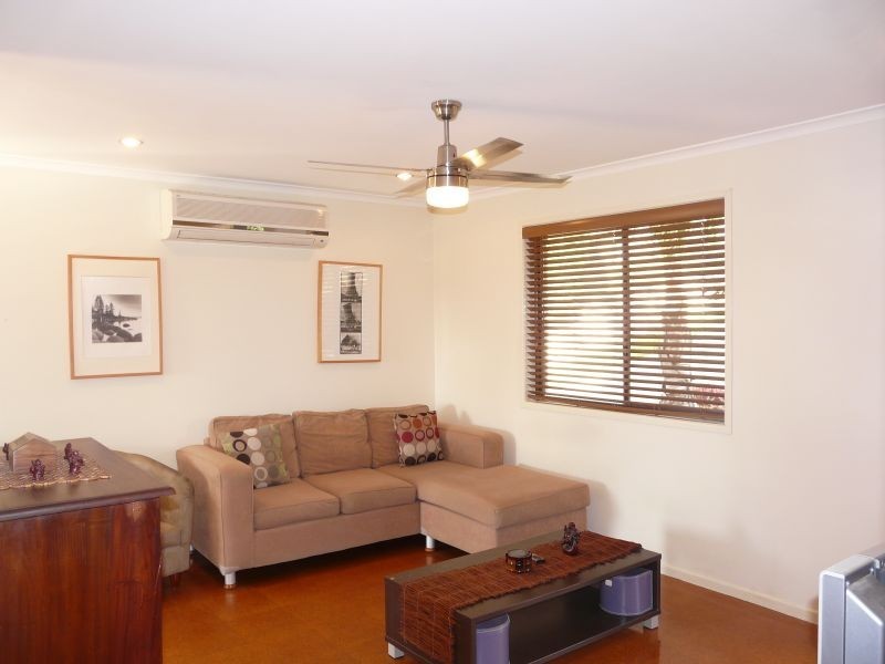 8 Chiffley Ct, Collingwood Park QLD 4301