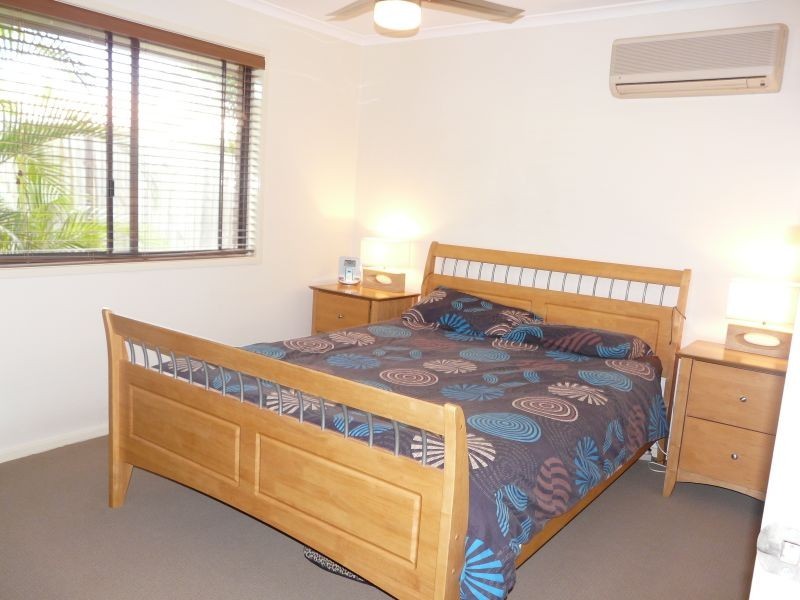 8 Chiffley Ct, Collingwood Park QLD 4301