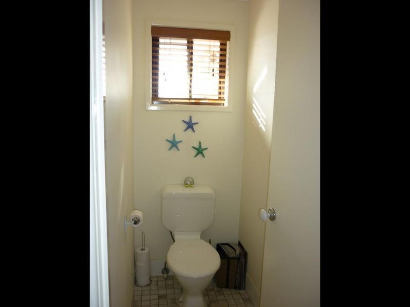 8 Chiffley Ct, Collingwood Park QLD 4301