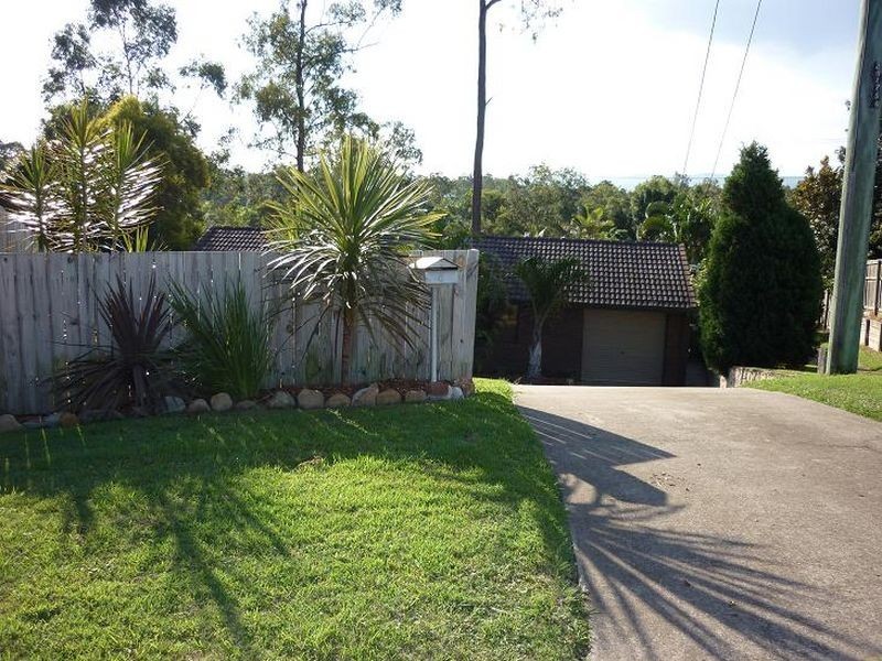 8 Chiffley Ct, Collingwood Park QLD 4301