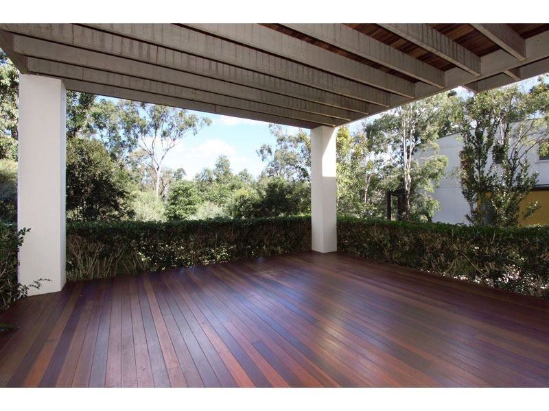 3 Fernbrook Close, Brookwater QLD 4300