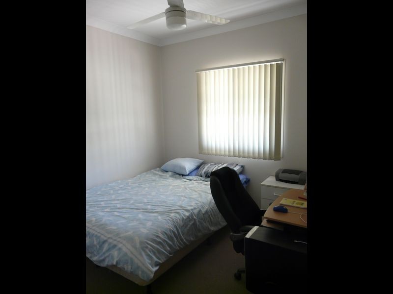 8 Skyline Avenue, Springfield Lakes QLD 4300