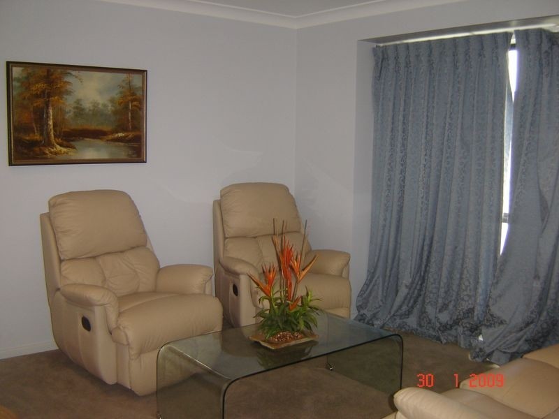 32 Jezabel Drive, Springfield Lakes QLD 4300