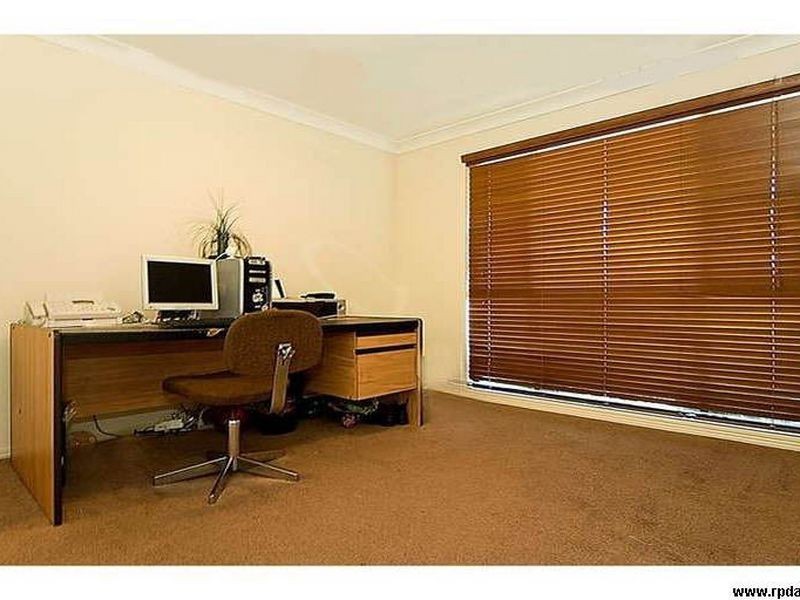 71 Lloyd Bird Crescent, Springfield Lakes QLD 4300