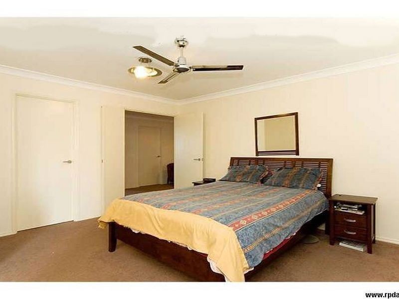 71 Lloyd Bird Crescent, Springfield Lakes QLD 4300