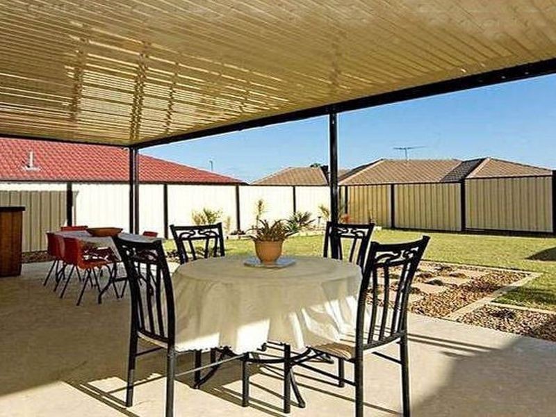 71 Lloyd Bird Crescent, Springfield Lakes QLD 4300