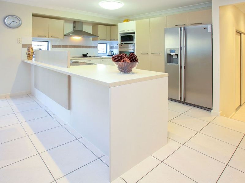 19 Speckled Circuit, Springfield Lakes QLD 4300