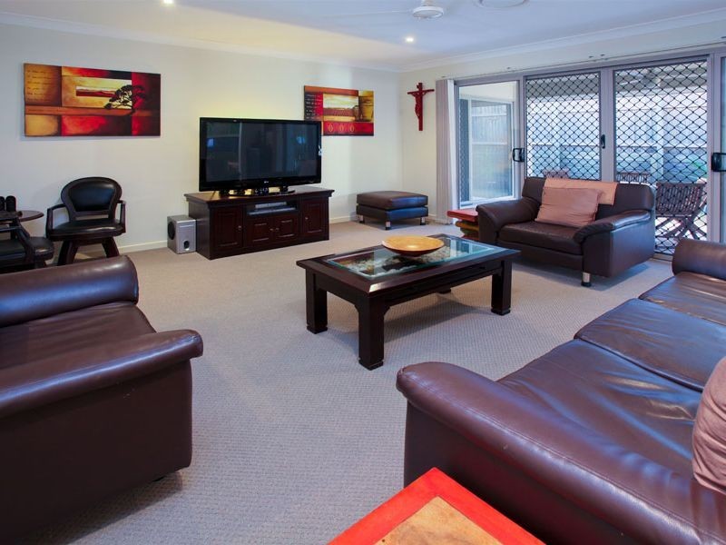 19 Speckled Circuit, Springfield Lakes QLD 4300