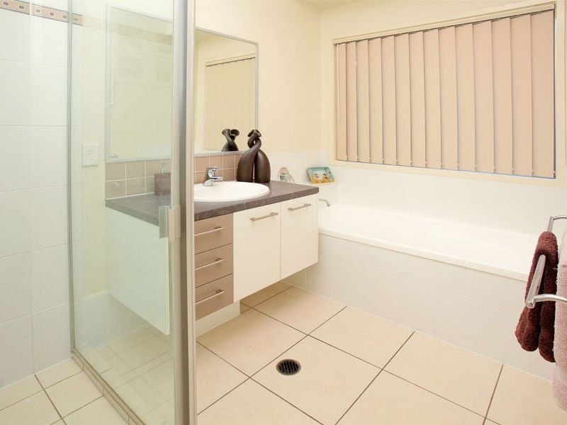 19 Speckled Circuit, Springfield Lakes QLD 4300