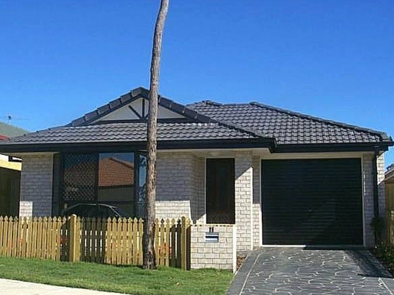 11 Alfred Place, Springfield Lakes QLD 4300