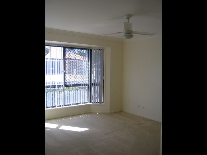 11 Alfred Place, Springfield Lakes QLD 4300