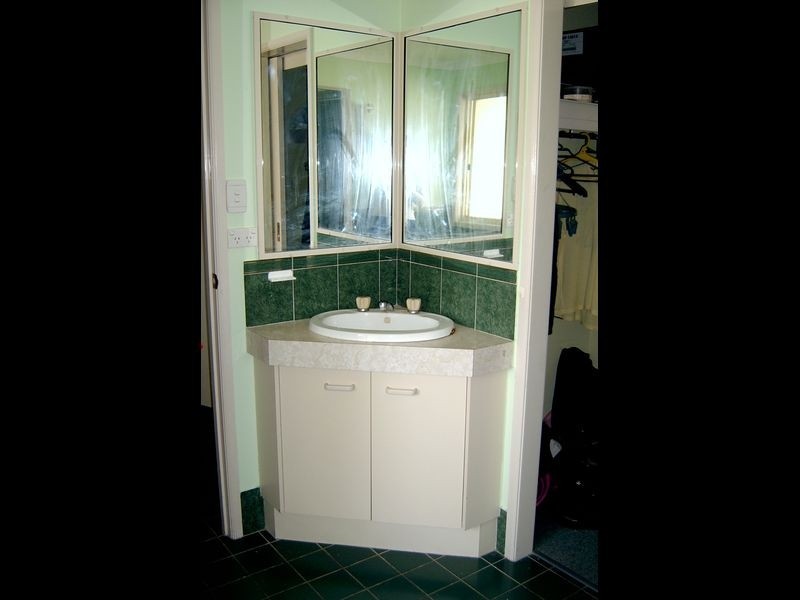 19 A Addison Road, Camira QLD 4300