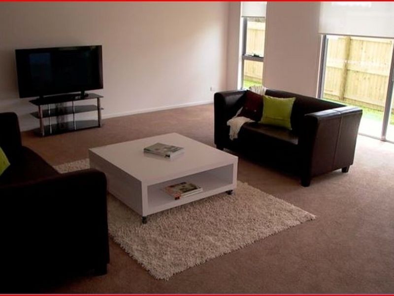 8 Waratah Court, Springfield Lakes QLD 4300