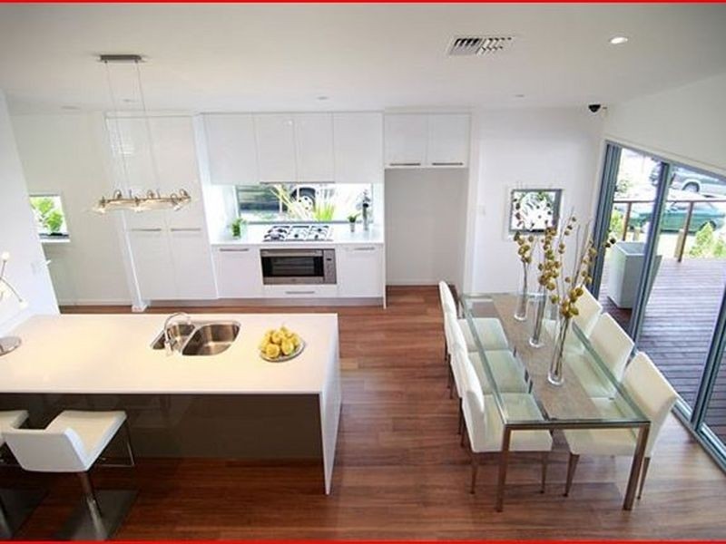 8 Waratah Court, Springfield Lakes QLD 4300