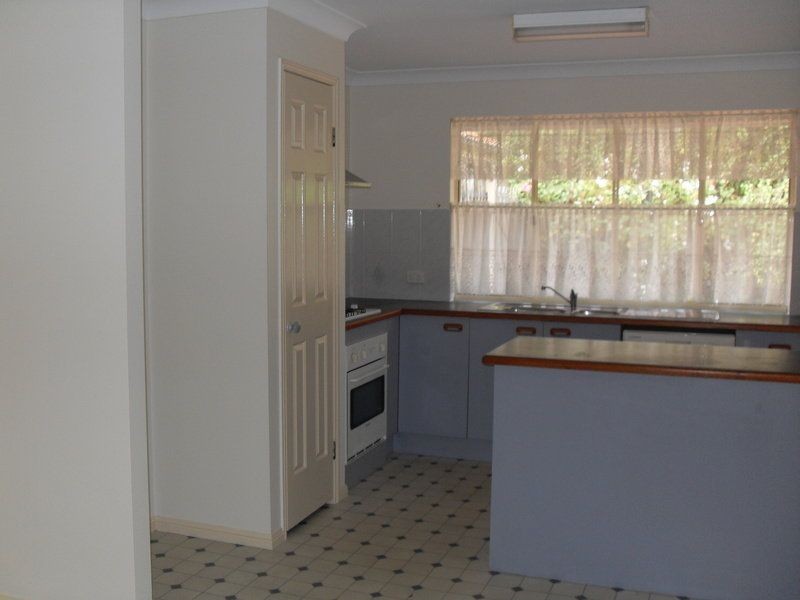 4 Moresby Avenue, Springfield QLD 4300