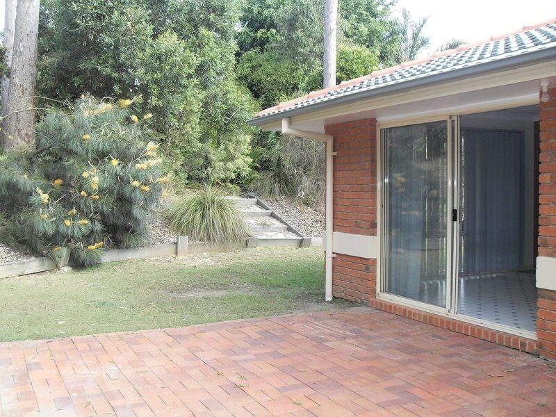 4 Moresby Avenue, Springfield QLD 4300