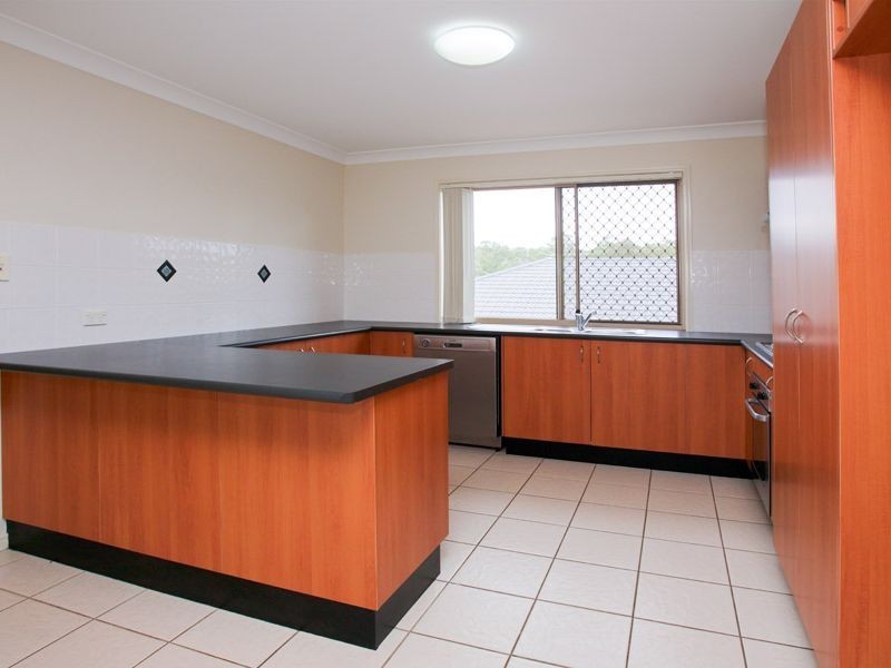 6 Parkside Drive, Springfield QLD 4300