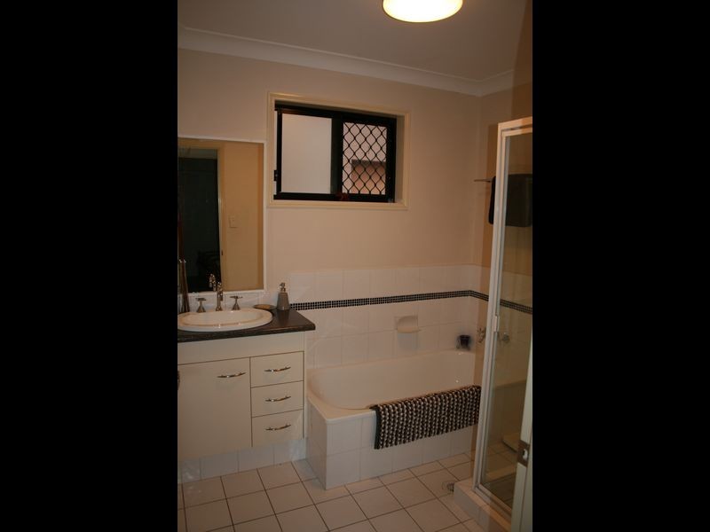 56 Serrata Circuit, Forest Lake QLD 4078