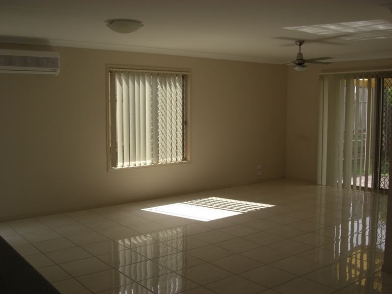 19 Ridge View Place, Springfield Lakes QLD 4300