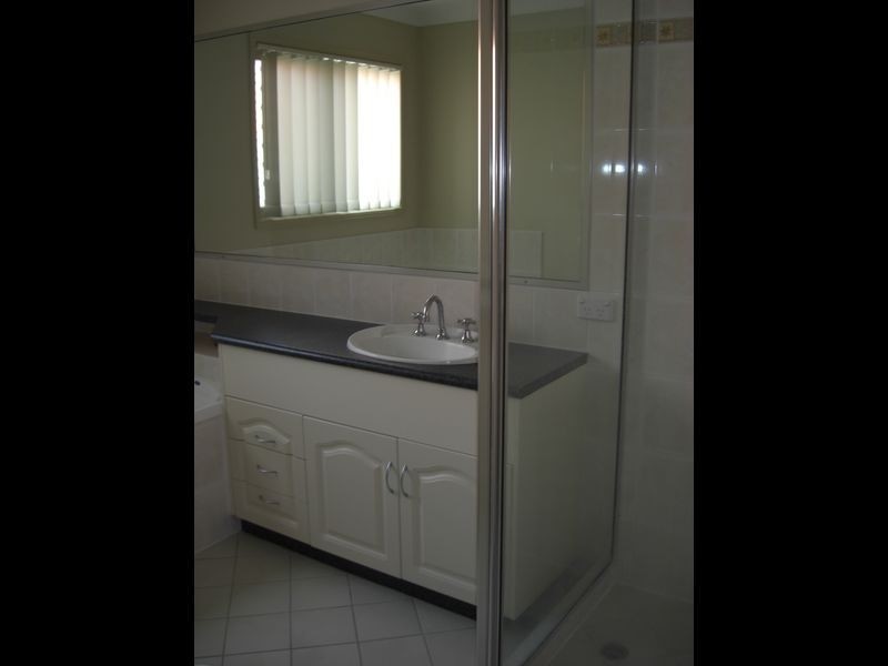 19 Ridge View Place, Springfield Lakes QLD 4300