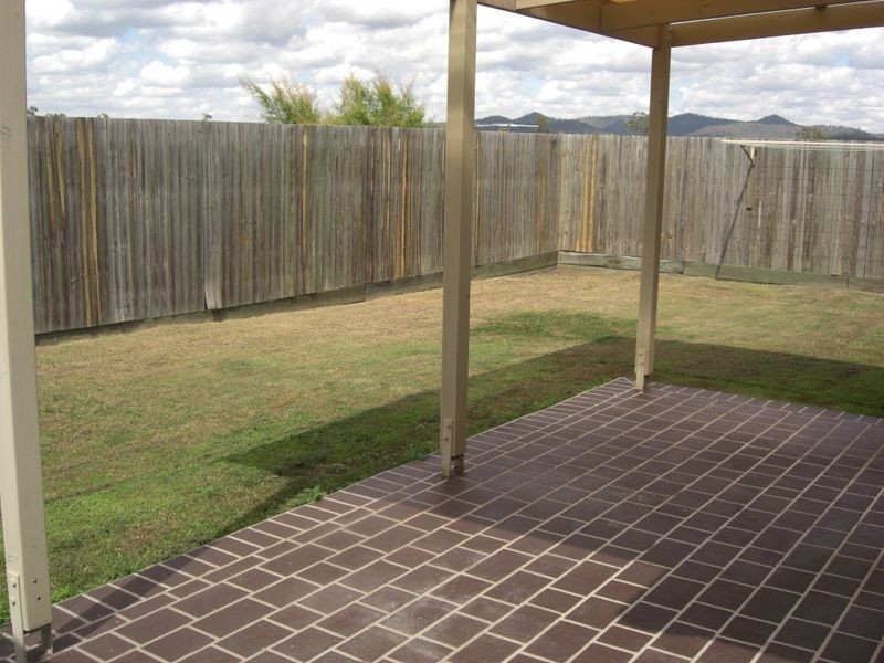 19 Ridge View Place, Springfield Lakes QLD 4300