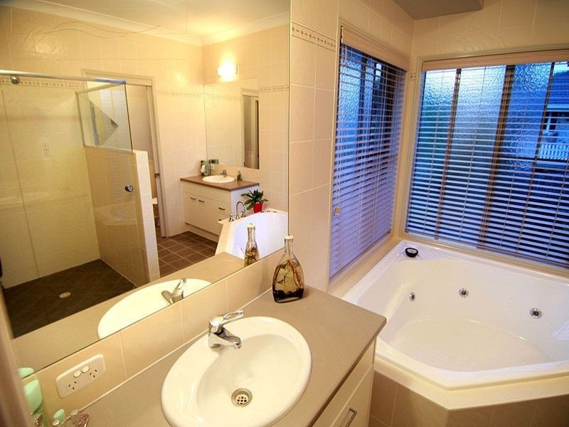 12 Myrtle Crescent, Brookwater QLD 4300