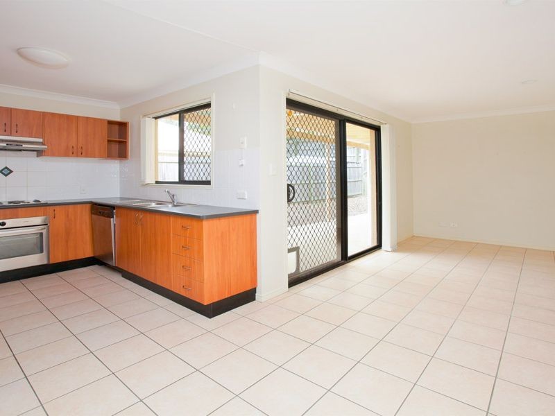 6 Aldworth Place, Springfield Lakes QLD 4300