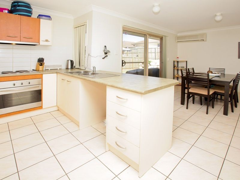 101 Anna Drive, Raceview QLD 4305