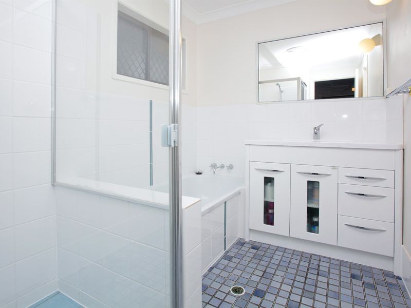 10 Highbury Drive, Redbank Plains QLD 4301