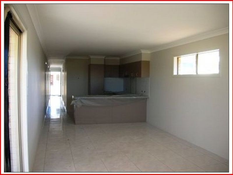 40 Lindeman Street, Springfield Lakes QLD 4300