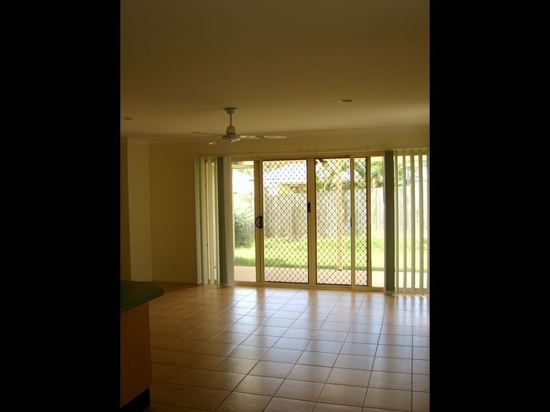 14 Alfred Place, Springfield Lakes QLD 4300