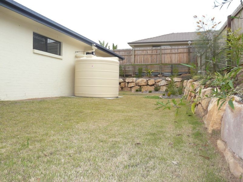 8 Berkeley Circuit, Bellbird Park QLD 4300