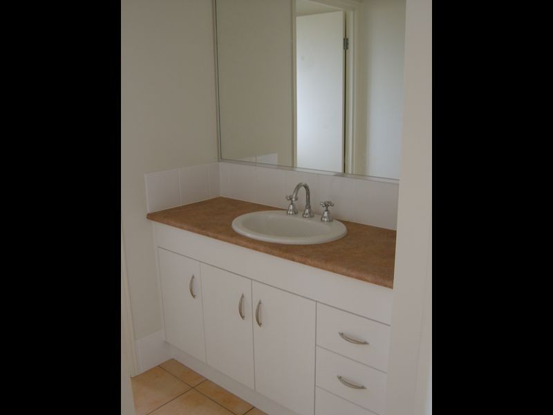 117 Anna Drive, Raceview QLD 4305