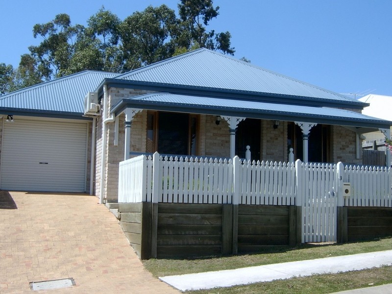 3 Trevi Place, Springfield Lakes QLD 4300