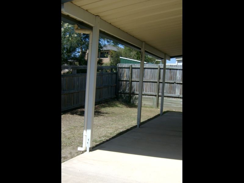 3 Trevi Place, Springfield Lakes QLD 4300
