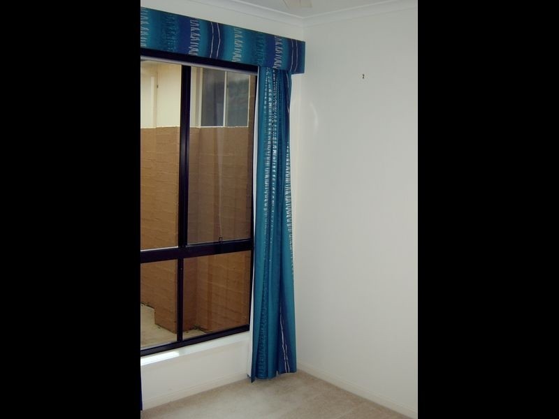 8 Grand South Circuit, Springfield Lakes QLD 4300