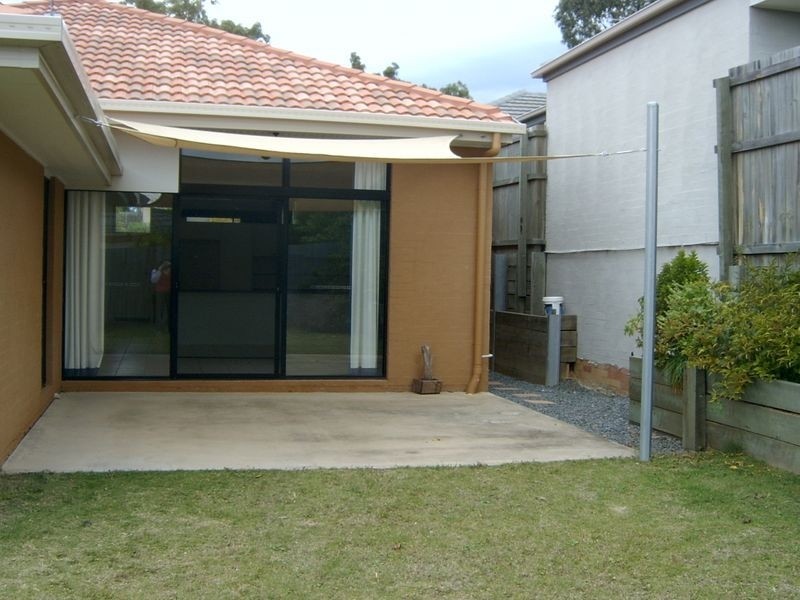 8 Grand South Circuit, Springfield Lakes QLD 4300