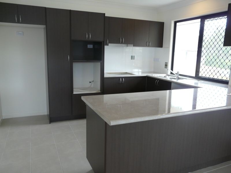 8 Morialta Street, Springfield Lakes QLD 4300