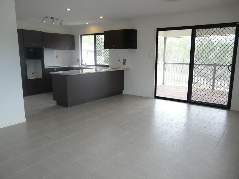 8 Morialta Street, Springfield Lakes QLD 4300