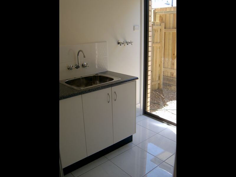 11 Glen Echo Street, Springfield Lakes QLD 4300