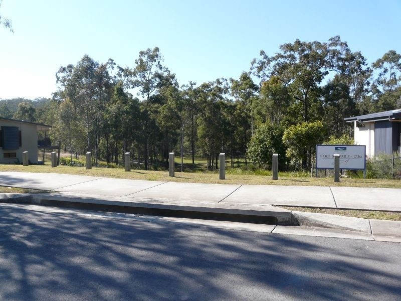 8 Seanna Place, Brookwater QLD 4300
