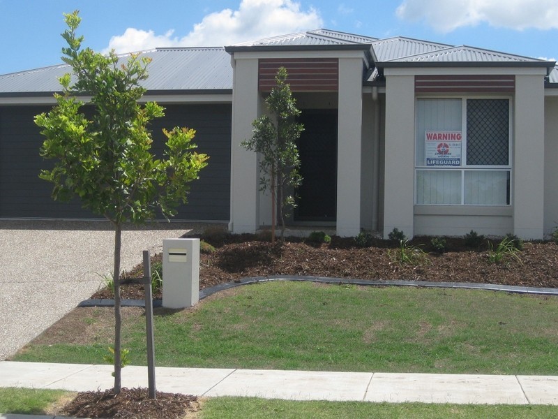 16 Harold Reinhardt Drive, Redbank Plains QLD 4301