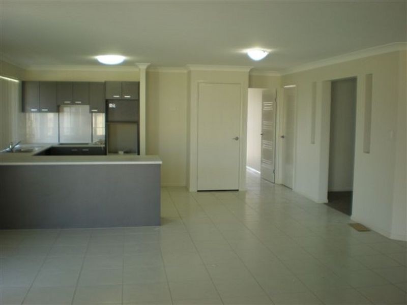 16 Harold Reinhardt Drive, Redbank Plains QLD 4301